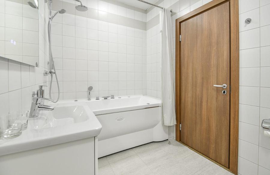Киров: Alpha Business-Hotel