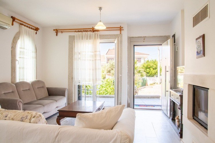Чешме: Capricorn | Cesme