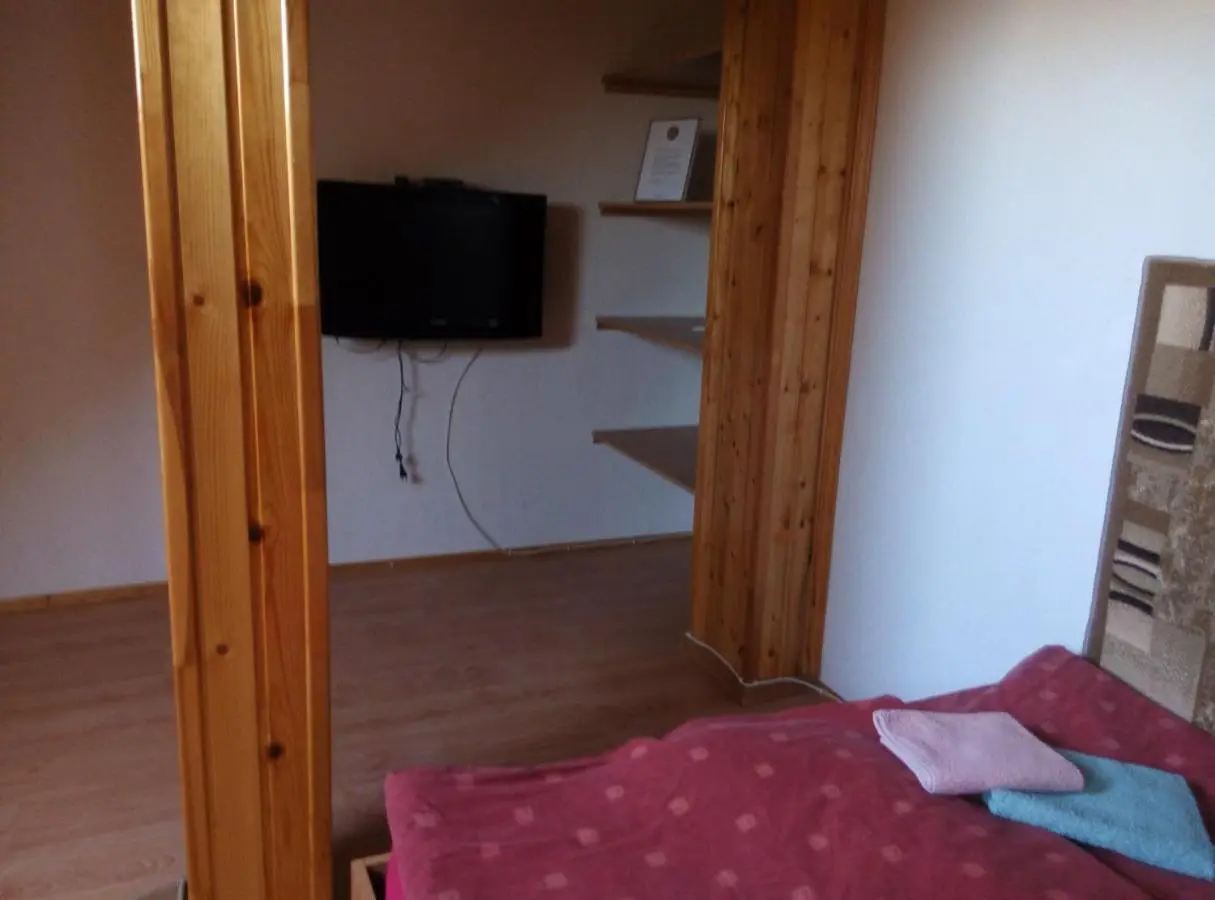 Пионерский: Apartment On Vokzalnaya 4