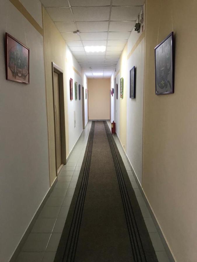 Киров: Den' i noch mini- hotel