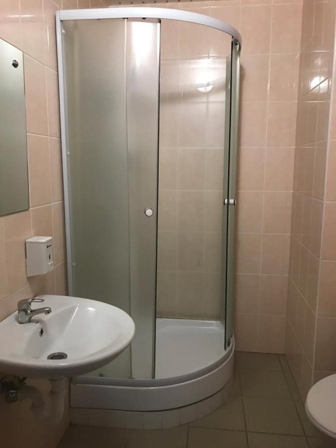 Киров: Den' i noch mini- hotel