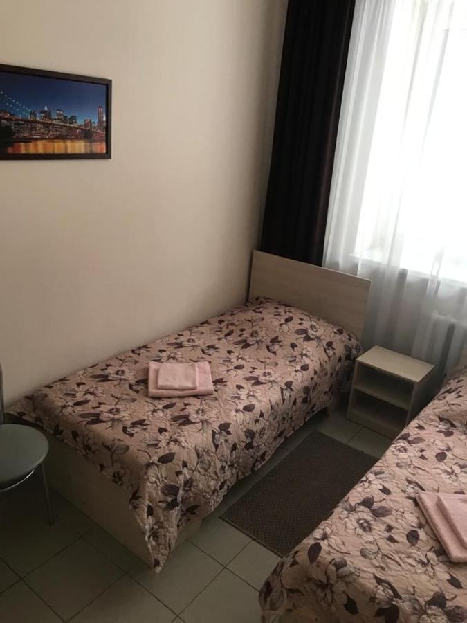 Киров: Den' i noch mini- hotel