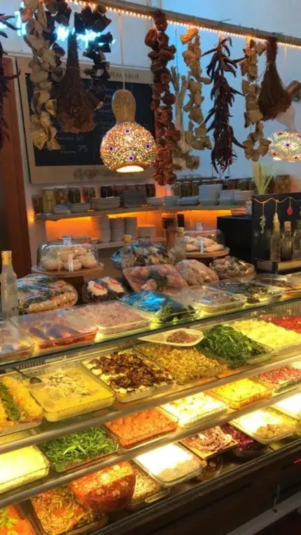 Измир: Gran Via Alsancak