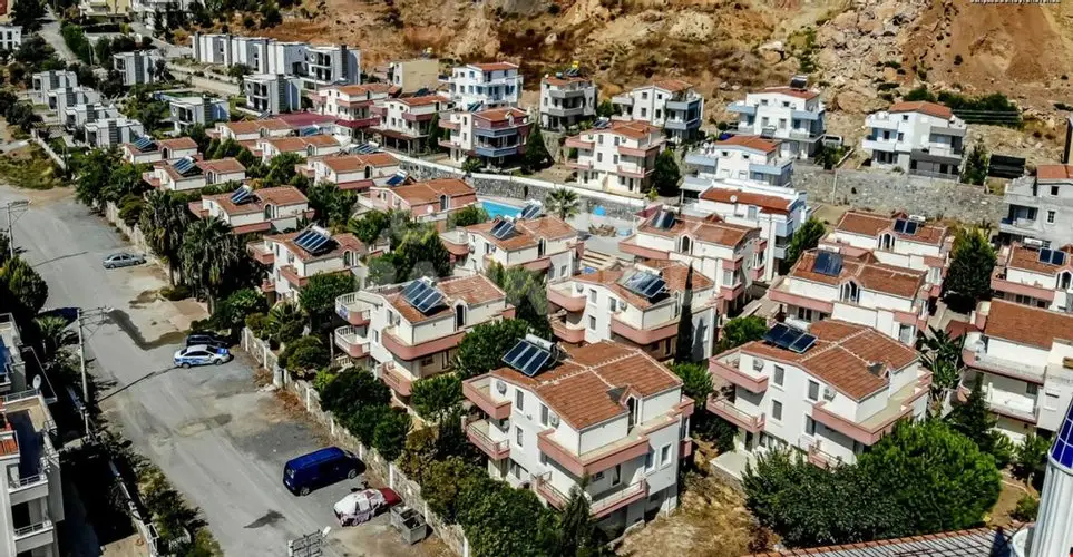 Кушадасы: Altin Guvercin Tatil Evleri