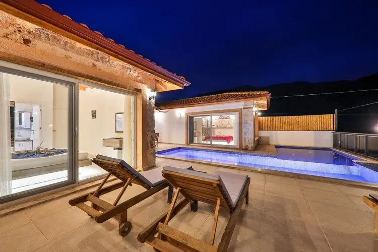 Каш: Arikan Villa