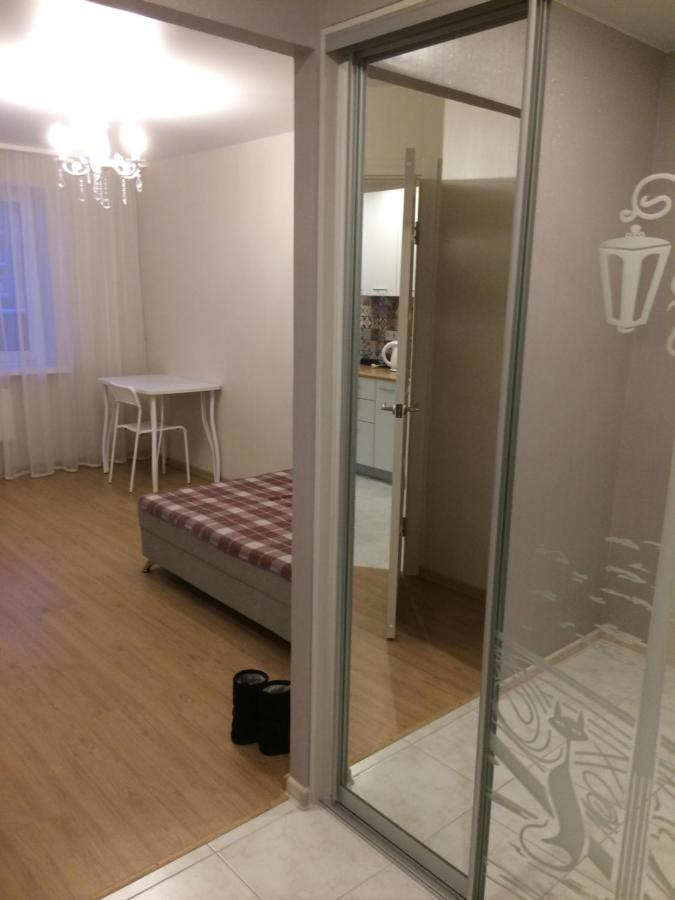 Киров: Apartment on 2-Y Khlynovskiy Pereulok 1