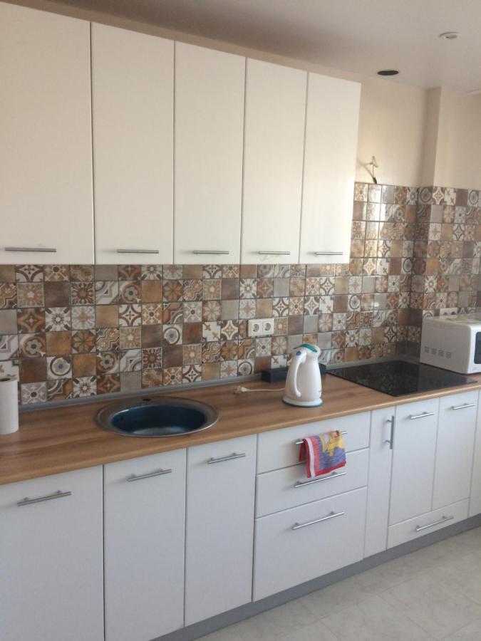 Киров: Apartment on 2-Y Khlynovskiy Pereulok 1