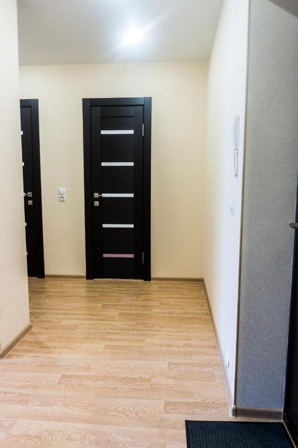 Киров: Apartments on Oktyabrskiy prospekt 157