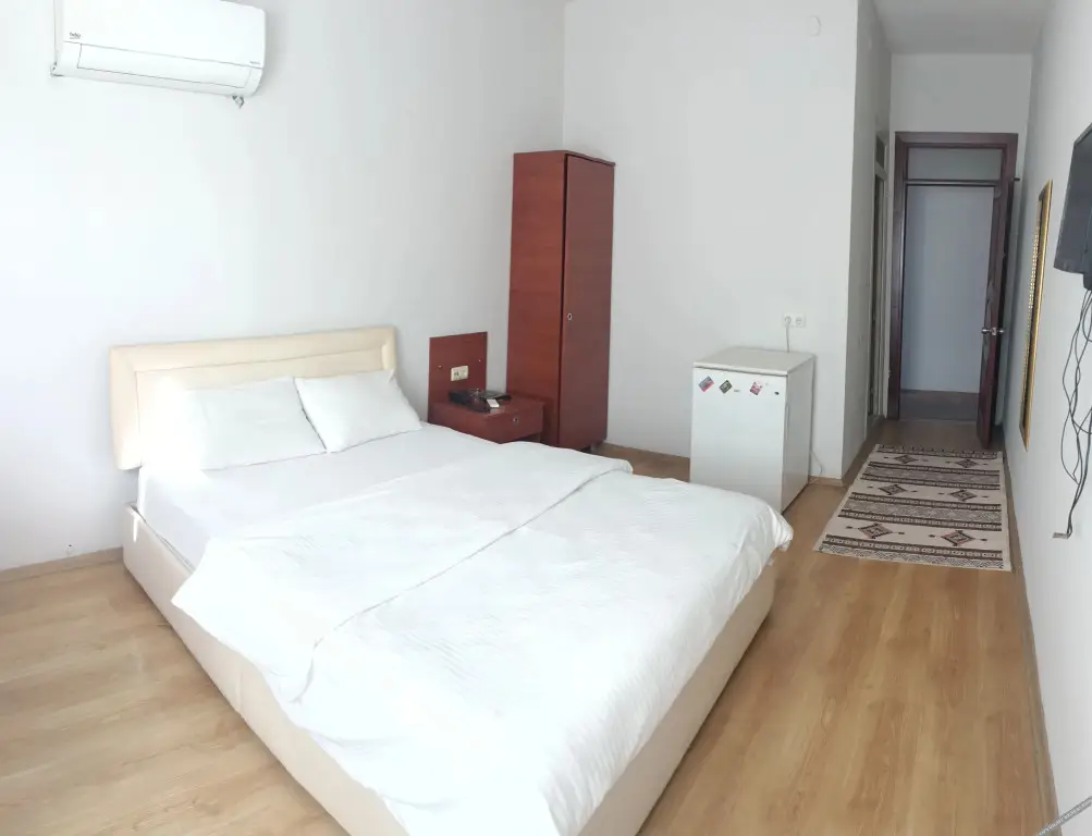 Мерсин: Otel Yaşar