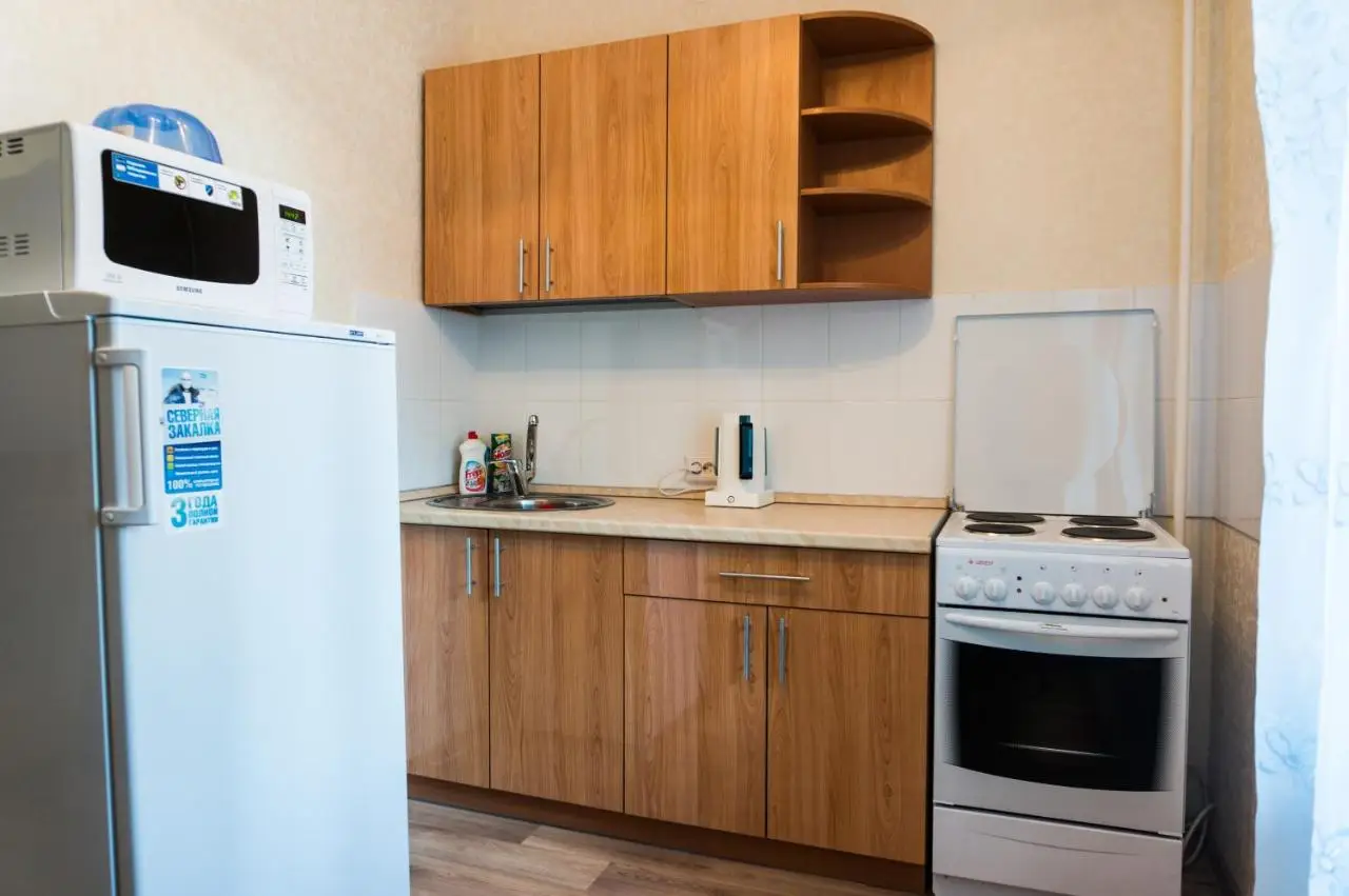 Киров: Apartments in Kirov Orlovskaya 4