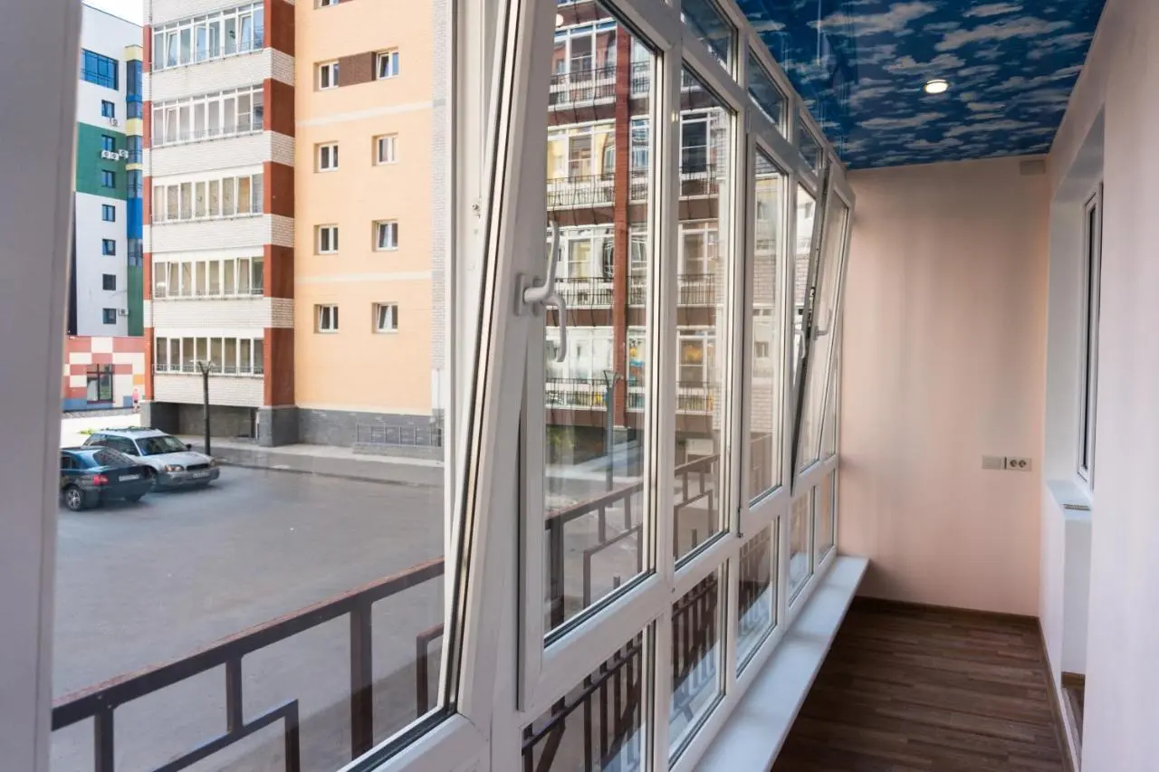 Киров: Apartments in Kirov Orlovskaya 4