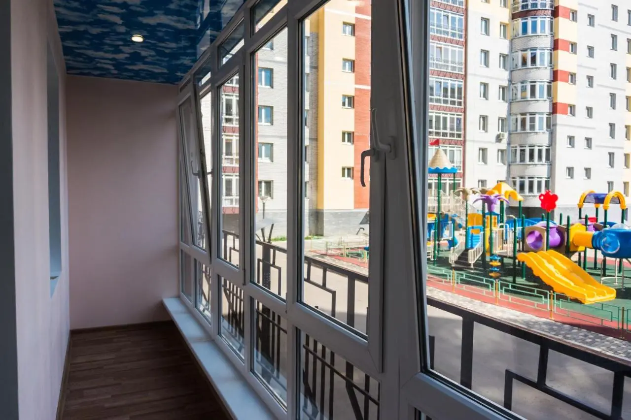 Киров: Apartments in Kirov Orlovskaya 4