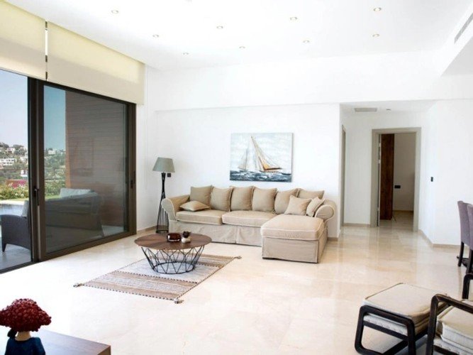 Яликавак: Villa Por
