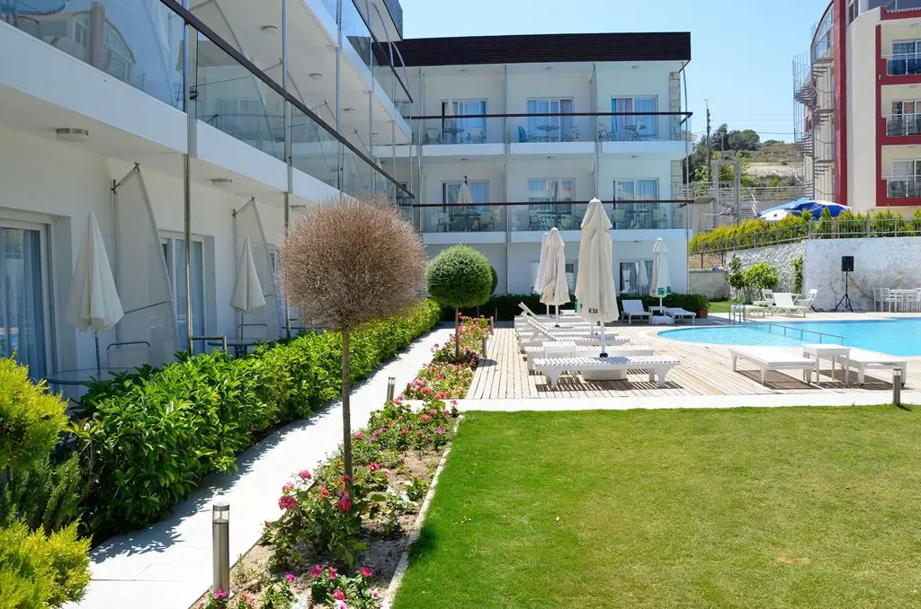 Чешме: Yeni Hotel