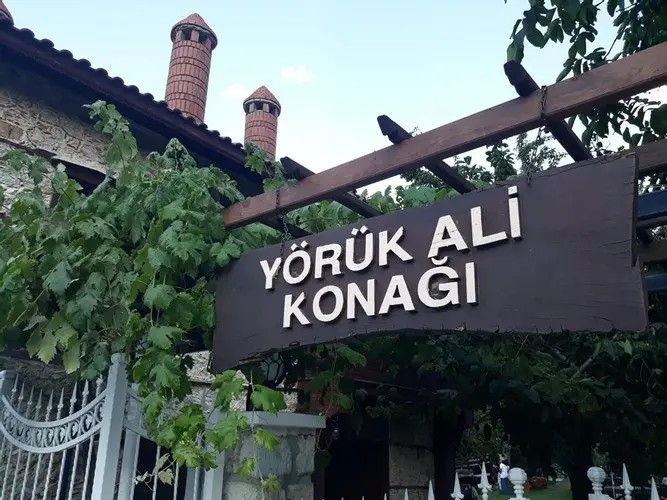 Аксеки: Yoruk Ali Yayla Evleri