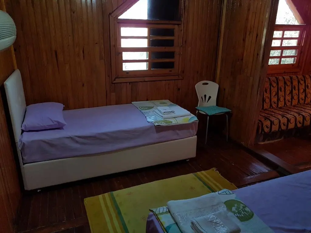 Эдремит: Albatross Dağ Evleri Butik Otel