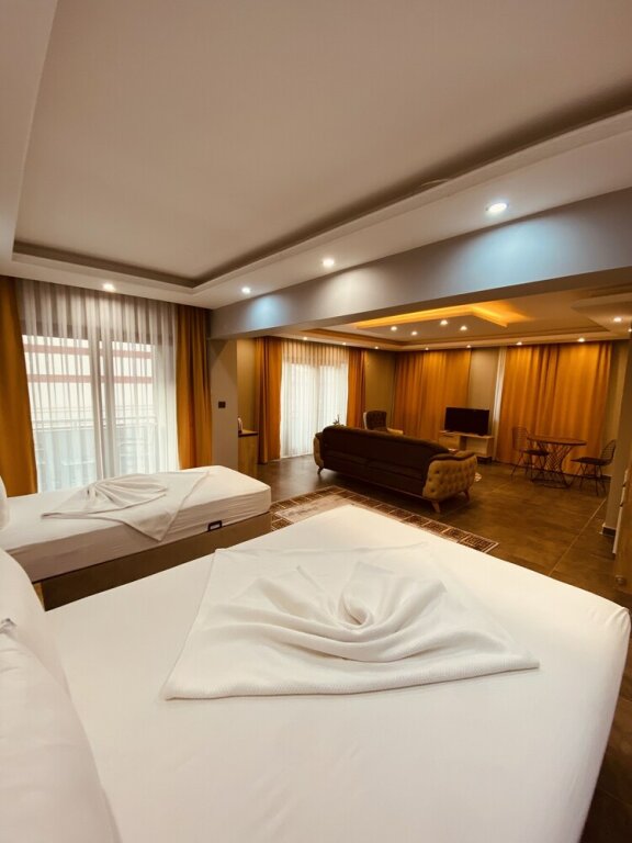 Назилли: Inci Suit Otels
