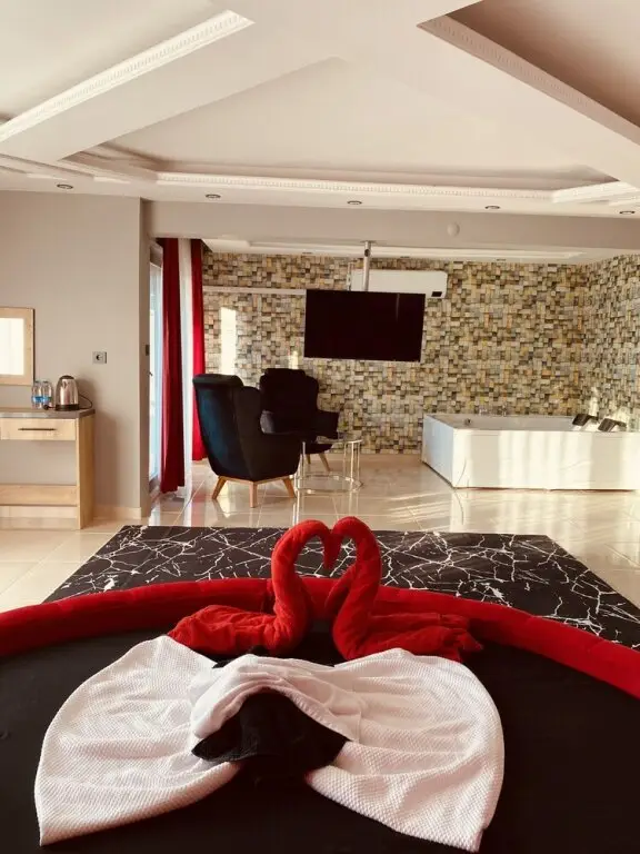 Назилли: Inci Suit Otels