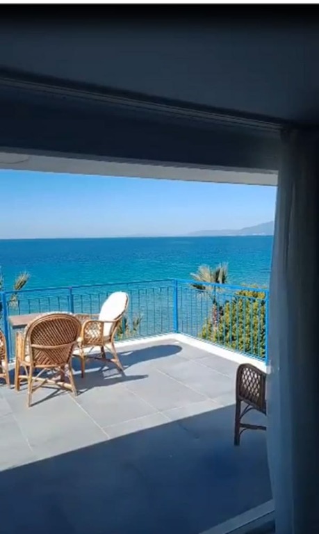 Кушадасы: Room in House - 2 Bedroom House Ladies Beach