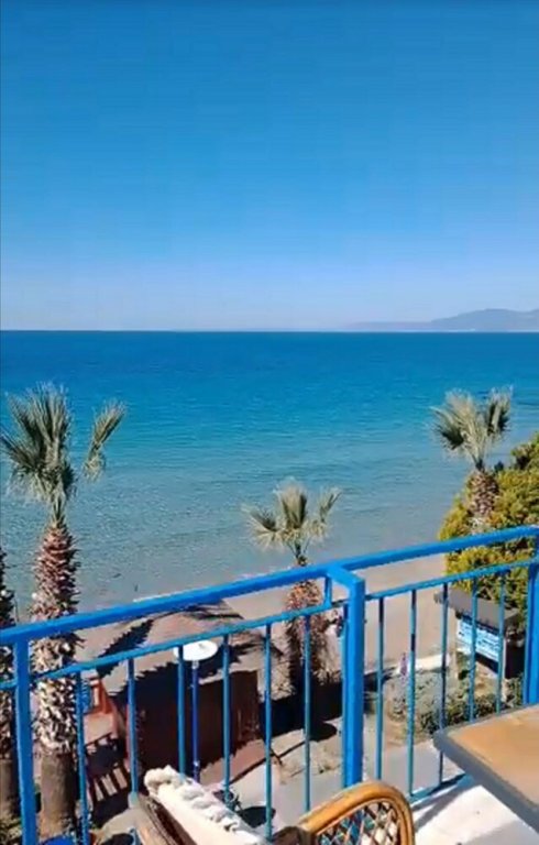 Кушадасы: Room in House - 2 Bedroom House Ladies Beach