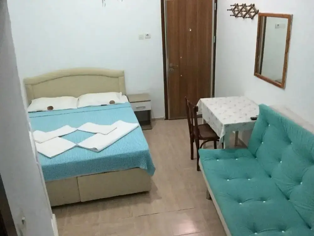 Чешме: Kalipso Motel