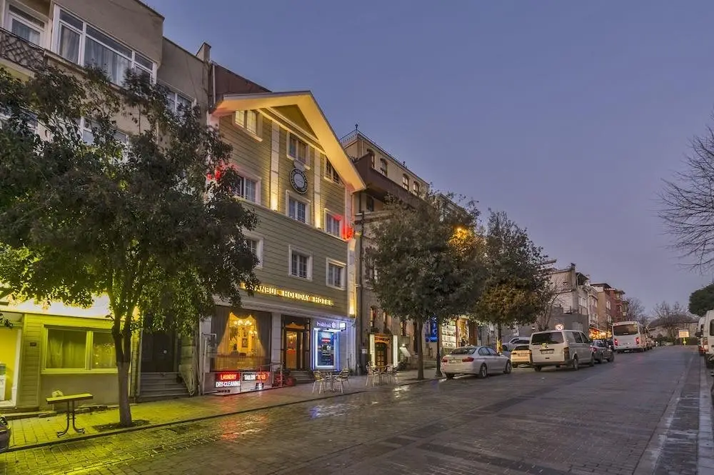 Sarnic West Hotel — фото 1