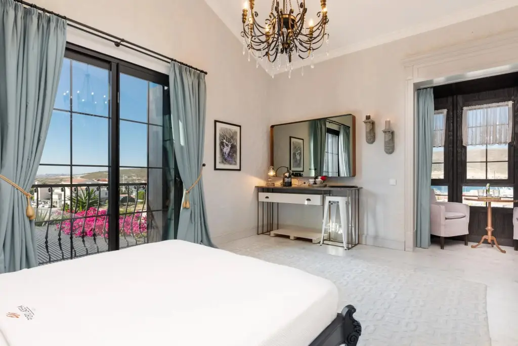 Чешме: Alacati Port Ladera Hotel - Adults Only