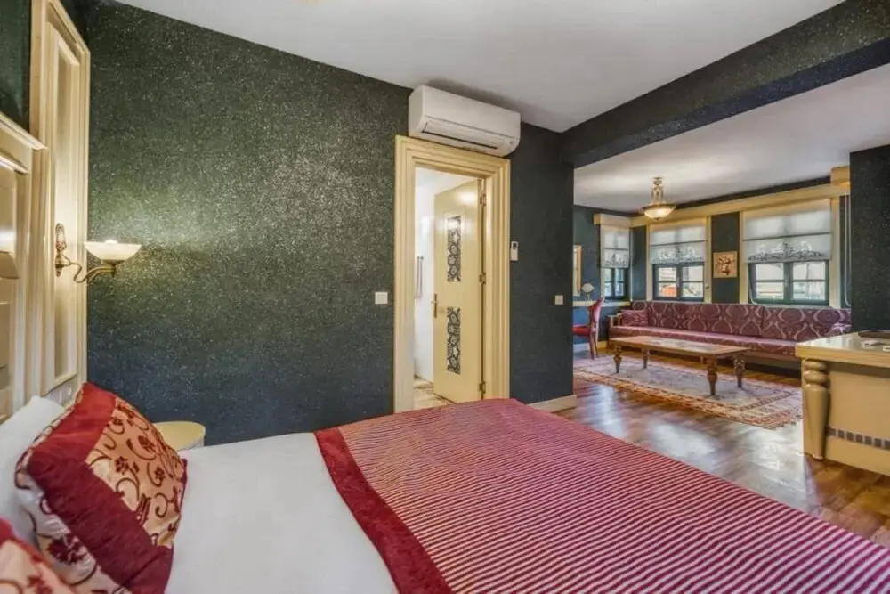 Анталья: Suite in Historical Area Surrounded by Nature