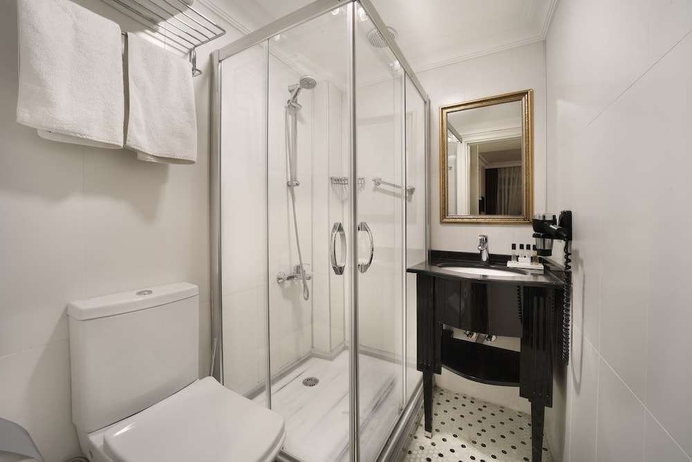 Стамбул: Meroddi Galata Flats
