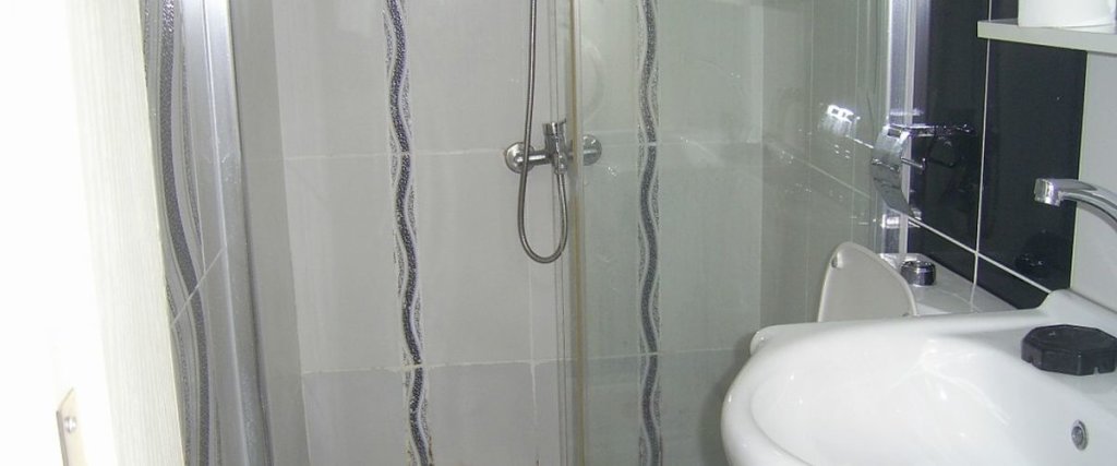 Эдремит: Efeler Otel