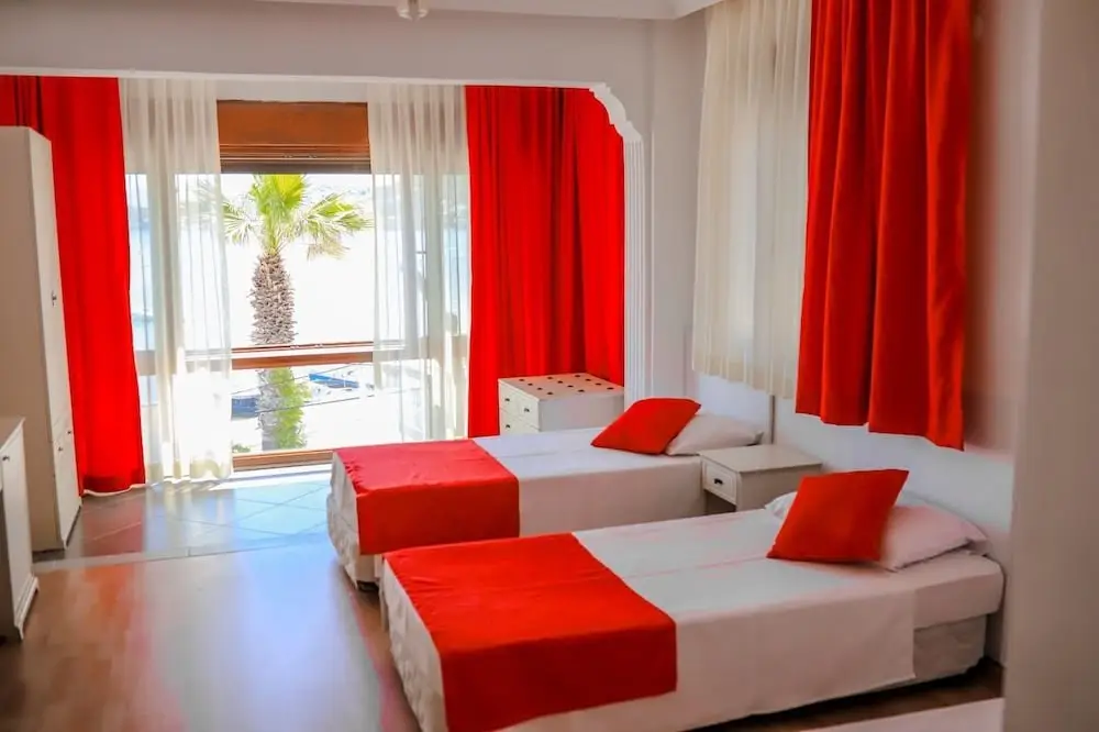 Helvaci: Peri Otel Pansiyon