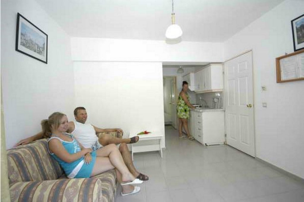 Айдын: Kurt Apartments