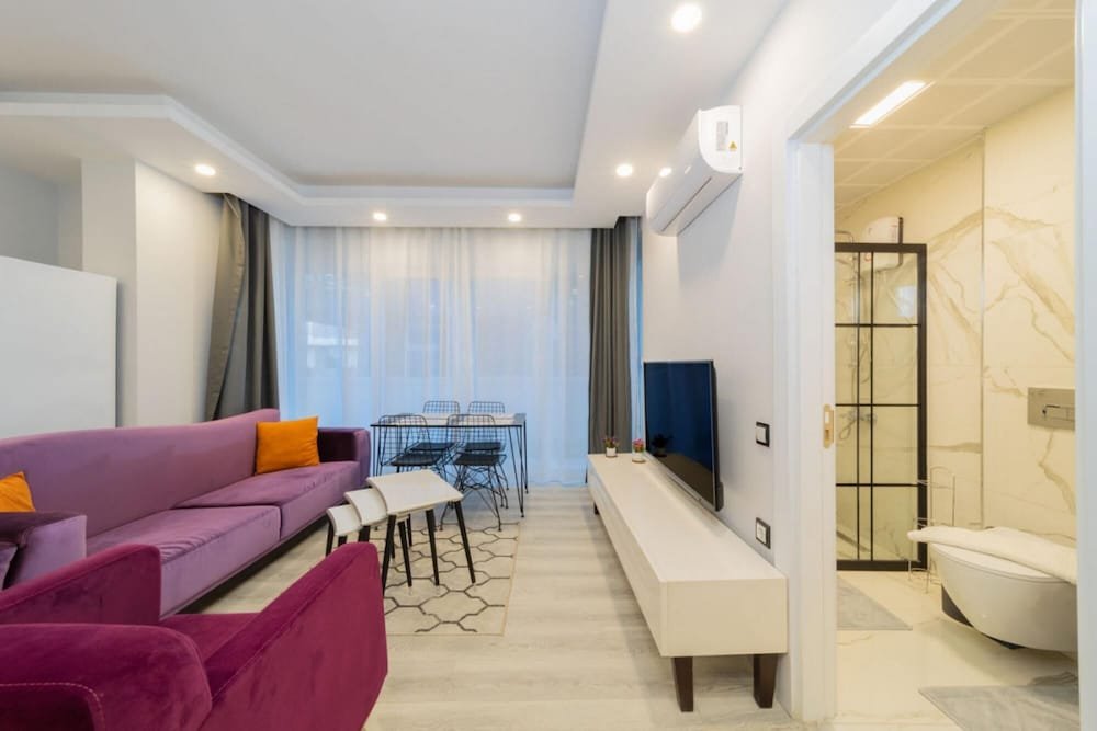 Анталья: Charming Apartment With Pool in Muratpasa Antalya