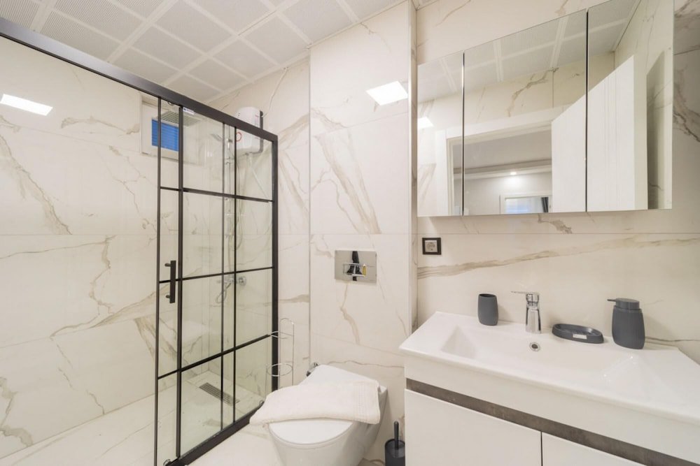 Анталья: Charming Apartment With Pool in Muratpasa Antalya