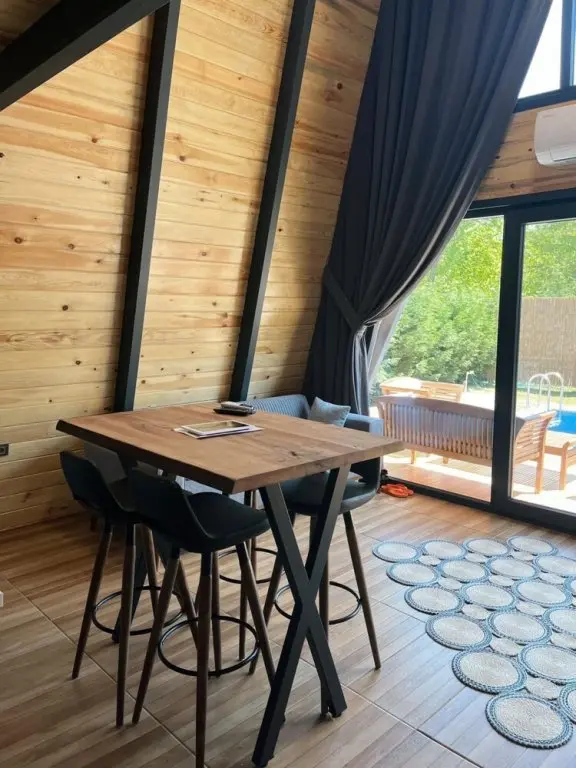 Сакарья: Bungalow With Pool Jacuzzi in Bedroom in Sapanca