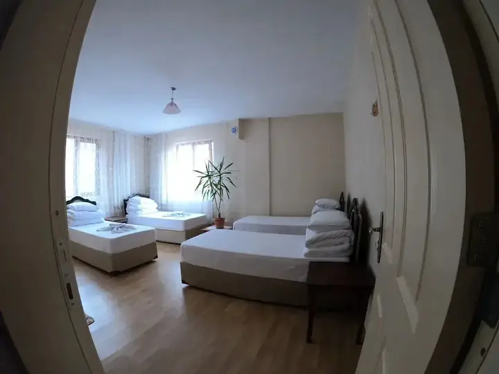 Кукурбаг: Taurus Guest House