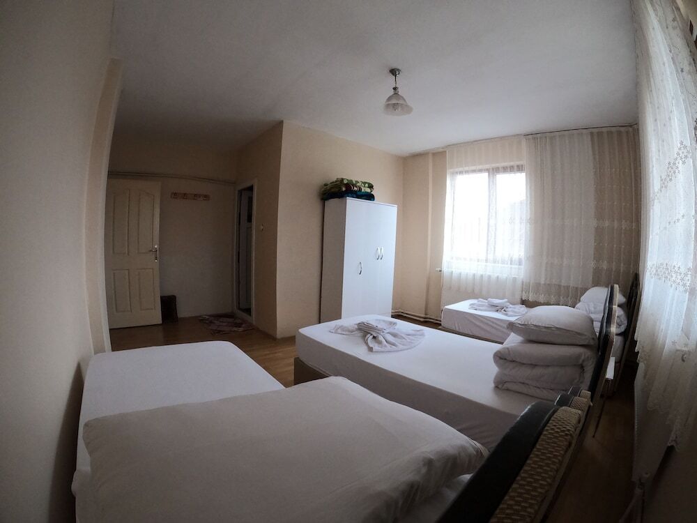 Кукурбаг: Taurus Guest House