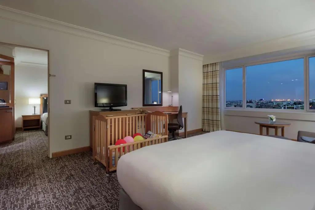 Адана: Adana Hilton SA