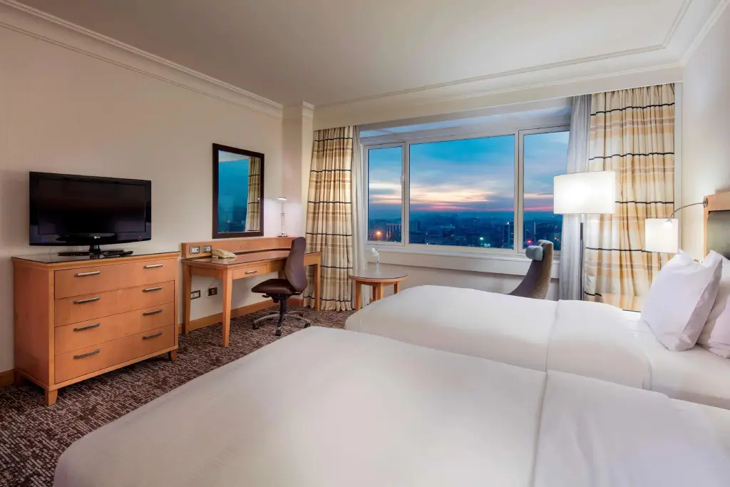 Адана: Adana Hilton SA