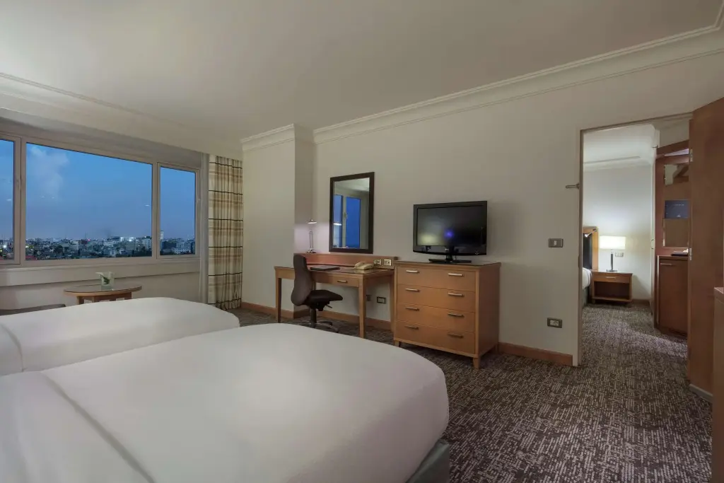 Адана: Adana Hilton SA