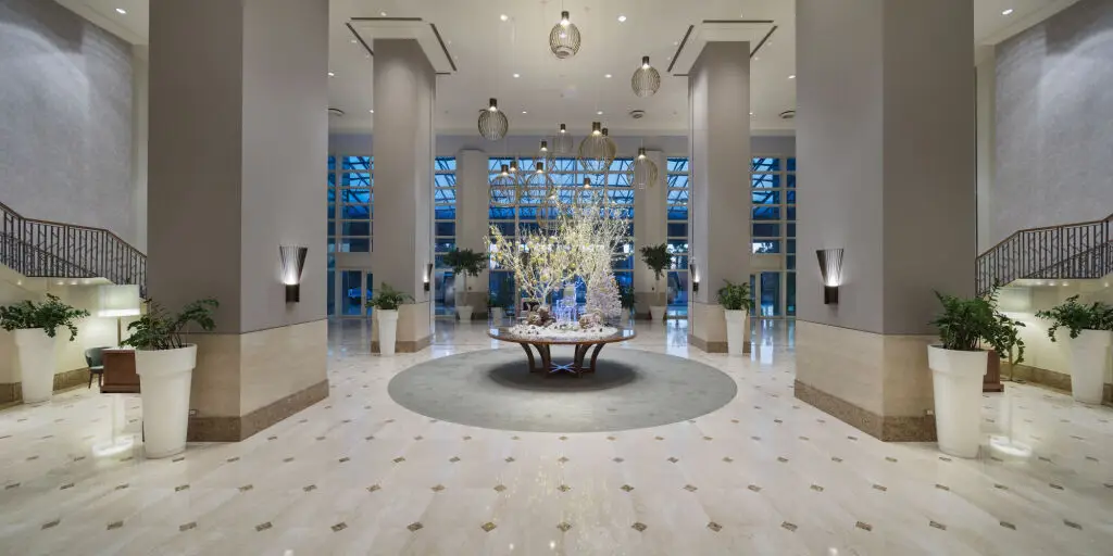 Адана: Adana Hilton SA