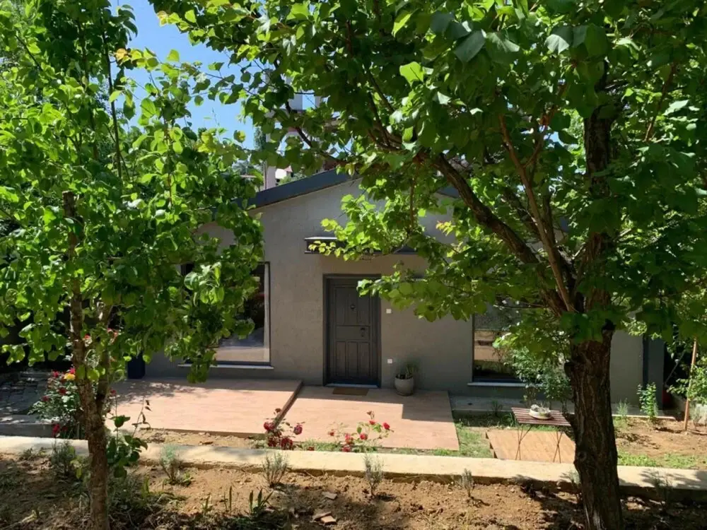 Стамбул: Peaceful Detached House With Garden in Besiktas