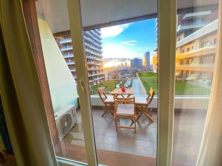 Стамбул: Modern 1 1 Apartment With Terrace - Core Living