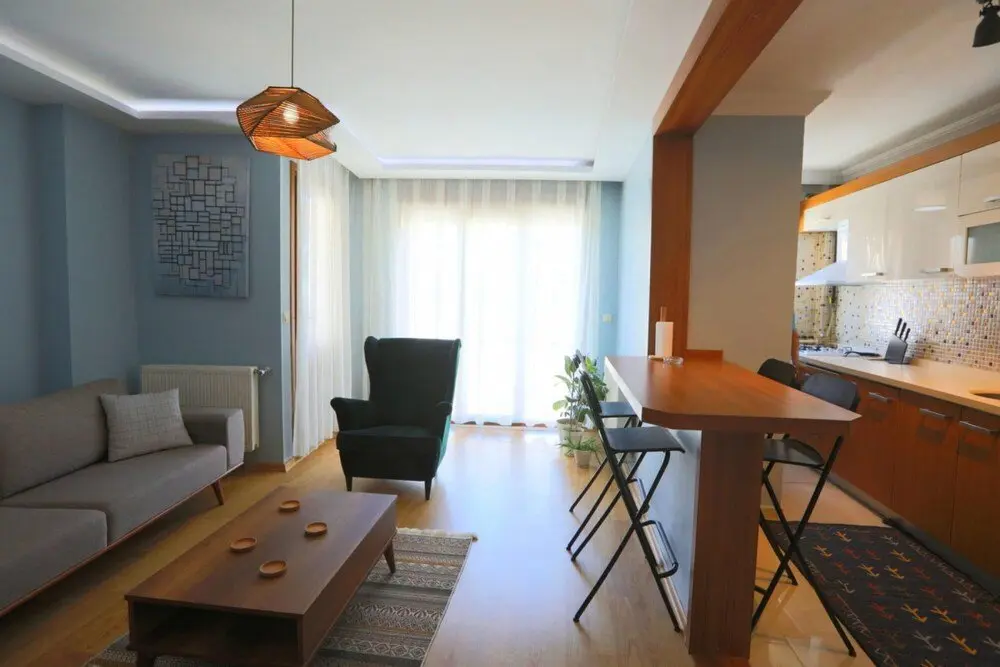 Стамбул: Modern and Stylish Flat With Balcony in Atasehir