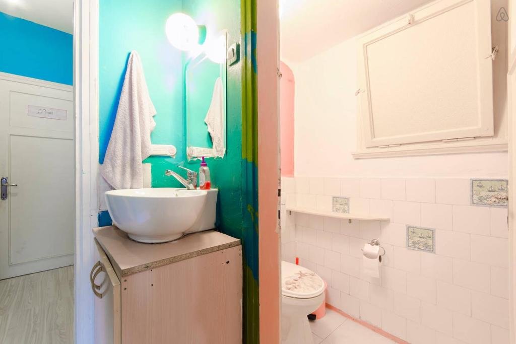 Измир: Shantihome Hostel