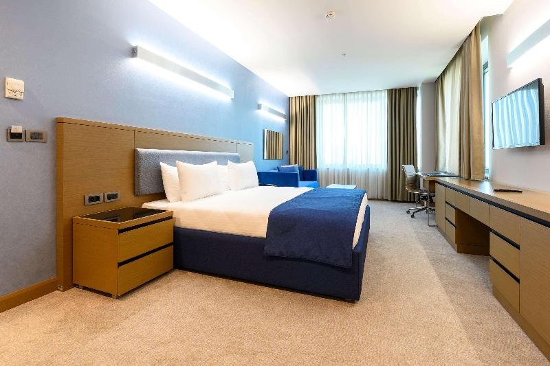 Стамбул: La Quinta by Wyndham Istanbul Gunesli