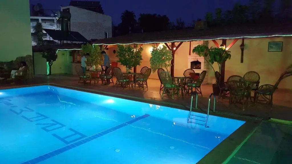 Кемер: Aramis Otel