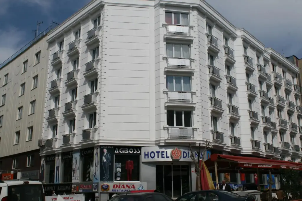 Hotel Diana — фото 1