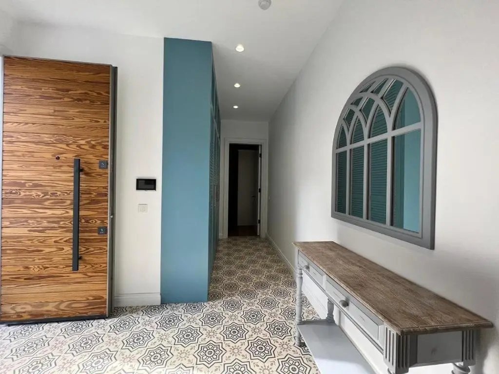 4 Bedroom Villa With Private Pool And Separate Staff Room In Yalikavak — фото 1