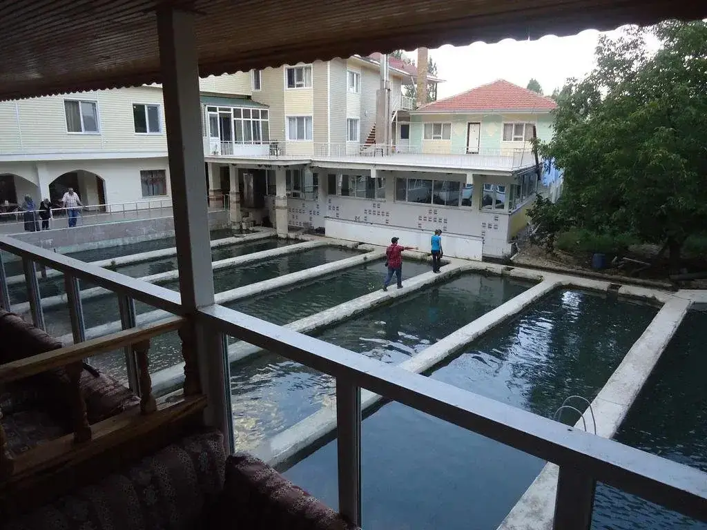Испарта: Alanlar Alabalik ve Otel